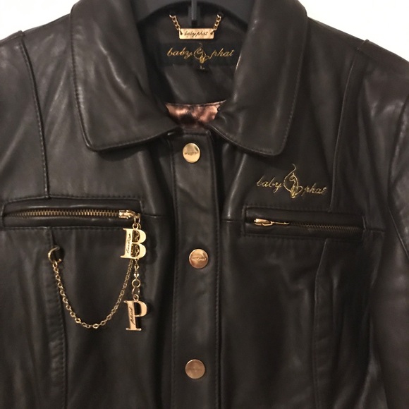 Woman’s leather jacket by Baby Phat . - Picture 3 of 11